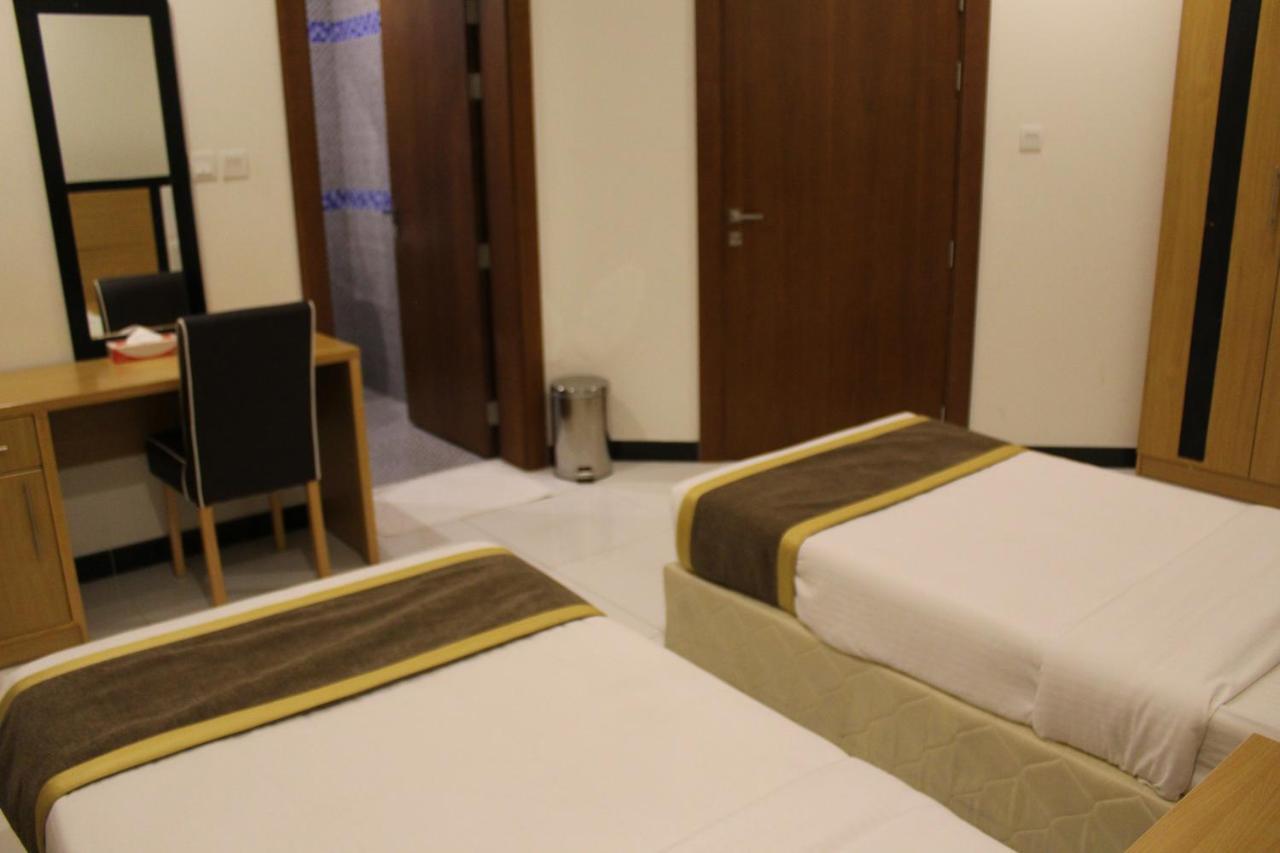 Asian Tower Al Ghurayfah Luaran gambar