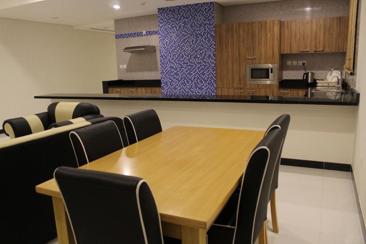 Asian Tower Al Ghurayfah Luaran gambar