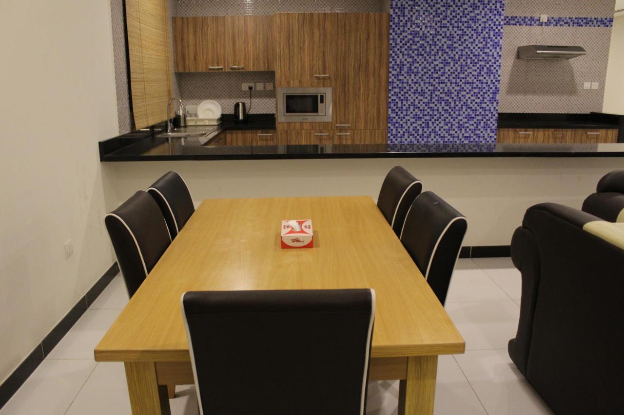 Asian Tower Al Ghurayfah Luaran gambar